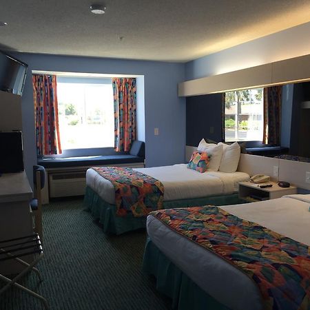 Microtel Inn & Suites By Wyndham קרולינה ביץ' מראה חיצוני תמונה