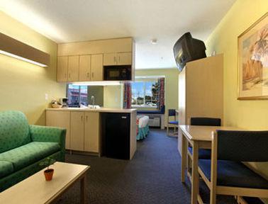 Microtel Inn & Suites By Wyndham קרולינה ביץ' חדר תמונה